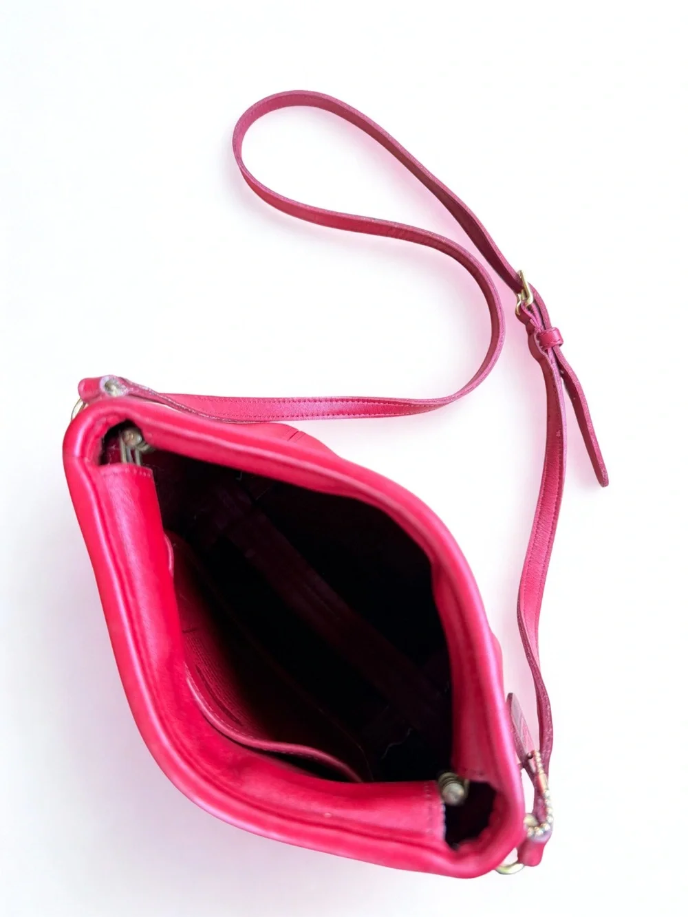 Vtg COACH Red Leather Clamshell Bella Pouch Crossbody 9990 | Made in USA - Picture 3 of 10